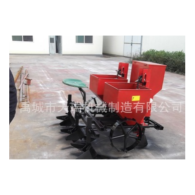 土豆播種機(jī) 起壟覆膜 単壟雙苗 壟距600mm-900mm可調(diào)