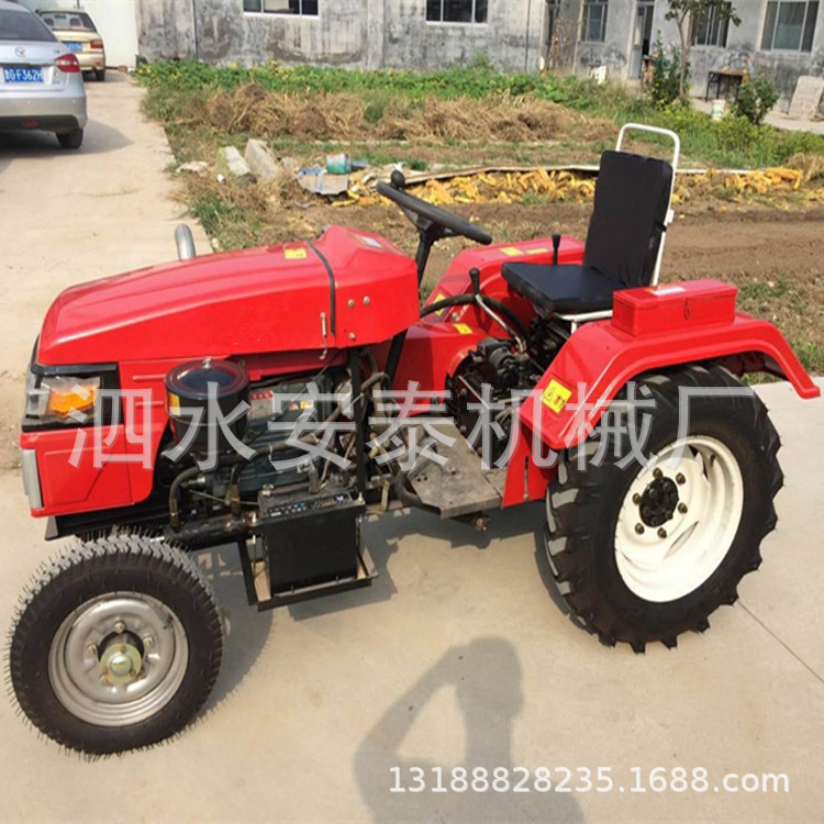 小型四輪拖拉機