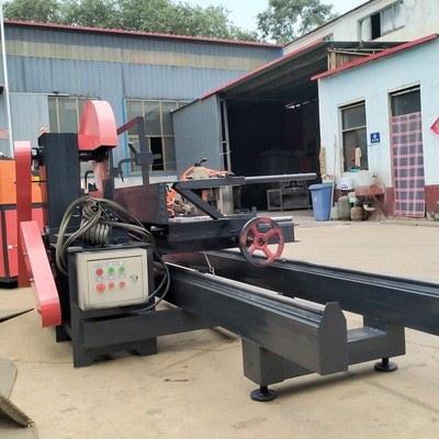 半自動(dòng)圓木推臺(tái)鋸 新型圓木推臺(tái)鋸木工機(jī)械開(kāi)料鋸機(jī)械廠家供應(yīng)