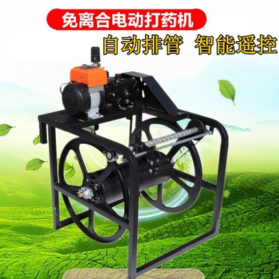 廠家直供農(nóng)用48V60V電三輪遠(yuǎn)程遙控自動(dòng)收卷管高壓電動(dòng)噴霧打藥機(jī)