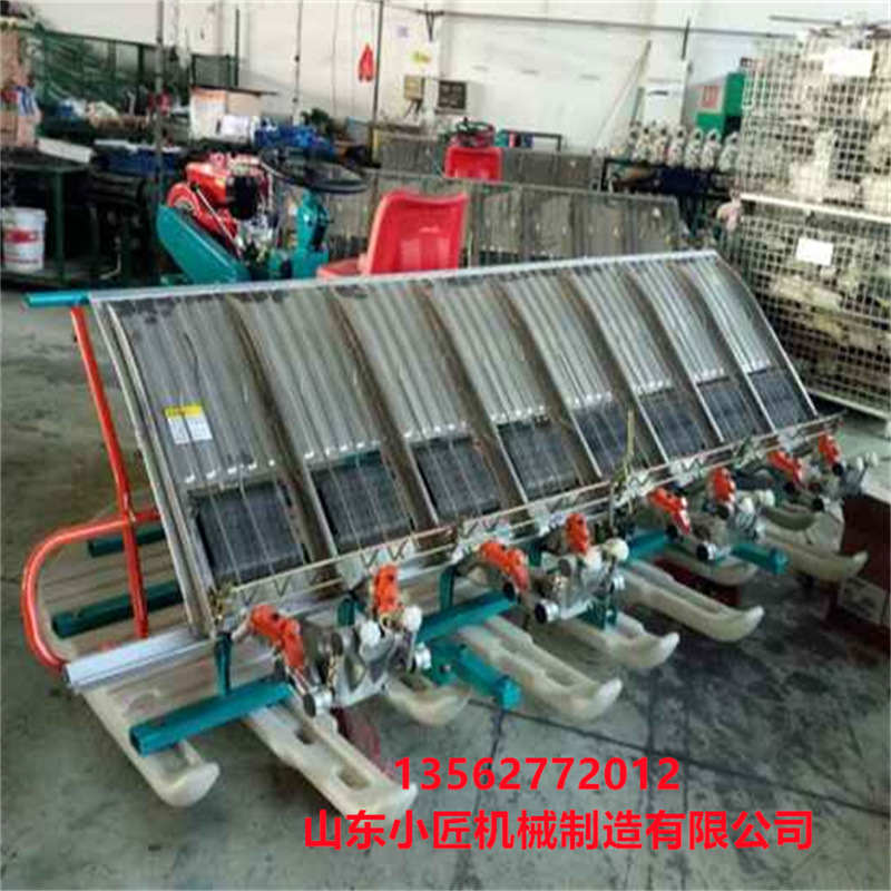 水稻插秧機