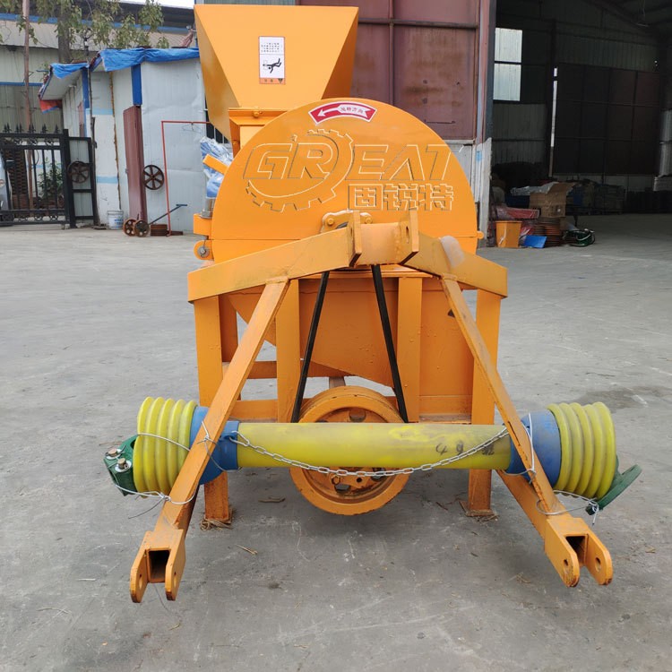 拖拉機帶木削機 拖拉機后驅傳動木材粉碎機