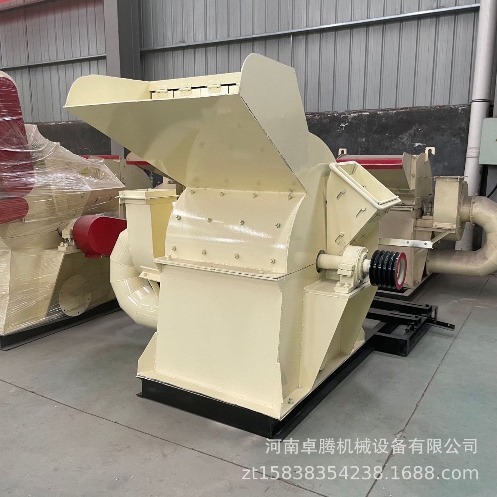 玉米芯食用菌粉碎機木材鋸末粉碎機干濕兩用木材粉碎機木糠粉碎機