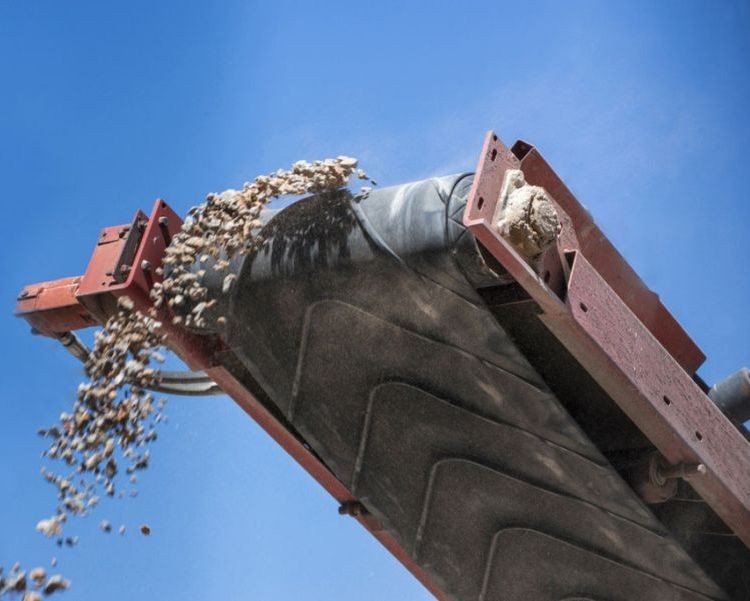 皮帶輸送機(jī)、大傾角擋邊輸送機(jī)、鱗板式輸送機(jī)、可移動(dòng)式輸送機(jī)