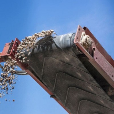 皮帶輸送機、大傾角擋邊輸送機、鱗板式輸送機、可移動式輸送機