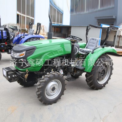 25馬力四驅(qū)小型拖拉機(jī) 大型農(nóng)用耕地機(jī)旋耕機(jī) 四輪農(nóng)用拖 拉機(jī)