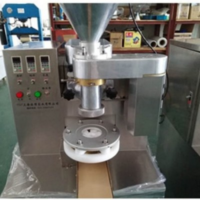 面食加工機(jī)械 各類多功能食品包餡機(jī) 生產(chǎn)速度快 放心選擇