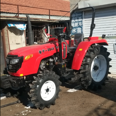魯中504B輪式拖拉機