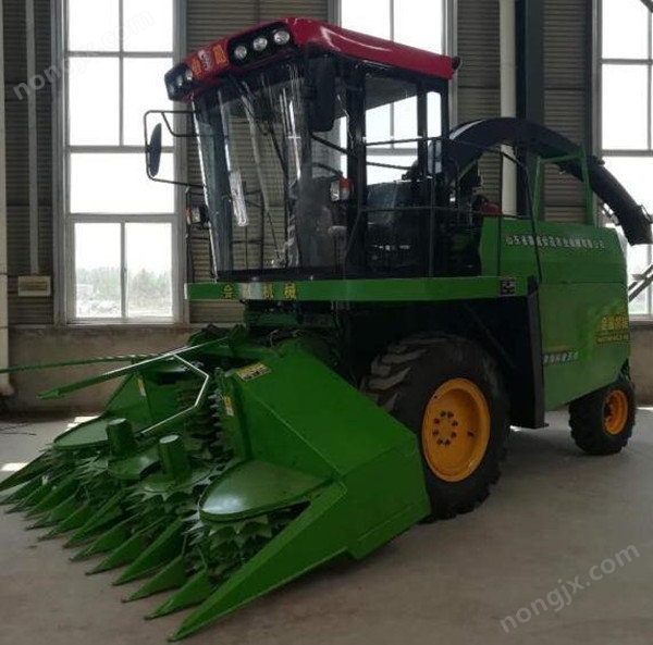 會(huì)晟4QZP-3000自走式青貯飼料收獲機(jī)