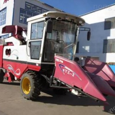 興義農(nóng)豐4YZ-2型玉米收獲機