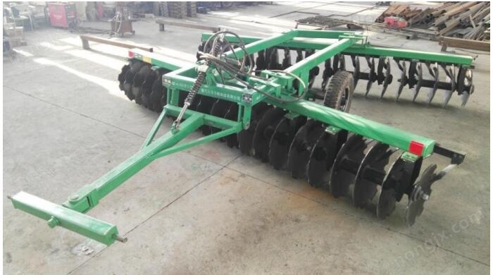 吾吾農(nóng)機1BZ-4.5偏置式滅茬重耙