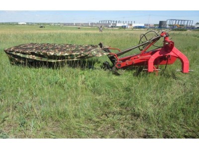 內蒙古盈嘉9GX-2.4旋轉割草機