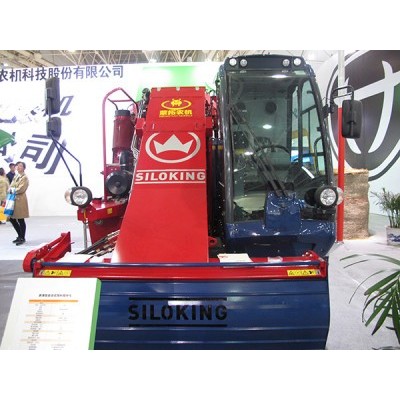 蒙拓自走式飼料攪拌車(chē)