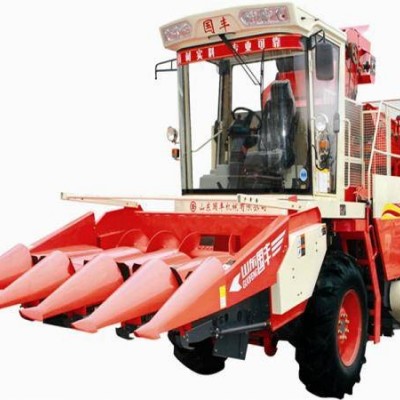國豐4YZP-4F東北型自走式玉米收獲機