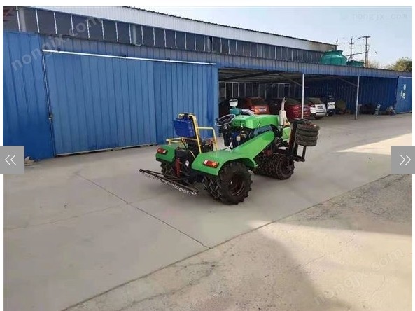 自走式小麥壓地機