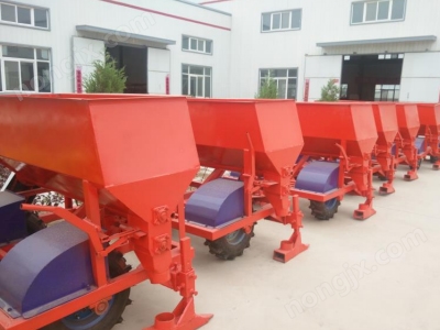 開溝施肥機圖片展示