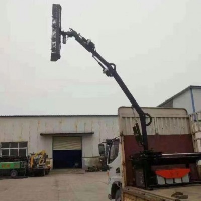 車載式中分帶修剪機