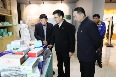 領導調(diào)研 | 平湖市委副書記、代市長周軍波一行蒞臨景興紙業(yè)調(diào)研交流