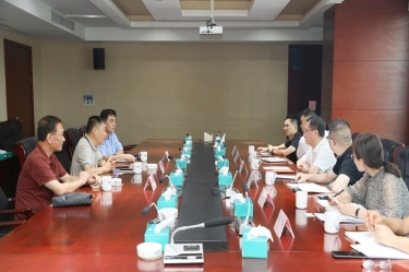 江山市委副書記、市長徐明峰率隊(duì)赴景興紙業(yè)調(diào)研